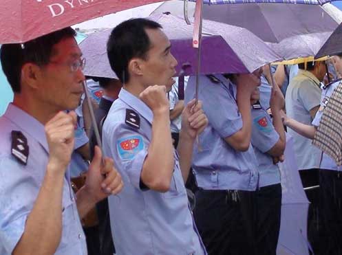 梁平交巡警為國慶航展安全保衛(wèi)宣誓