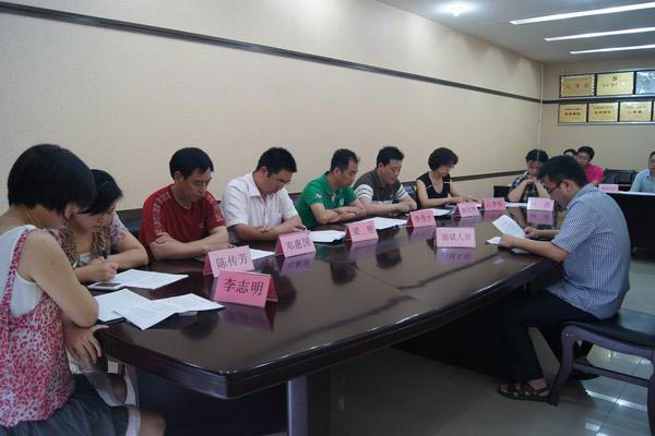 龍門明達(dá)兩鎮(zhèn)中層干部競爭上崗面試工作結(jié)束