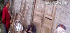 醉漢同一地點(diǎn)一年后又上高速 大家都把他認(rèn)熟了